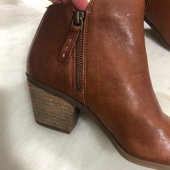 Frye Judith Leather Zip Up Booties - Picture 5 of 6
